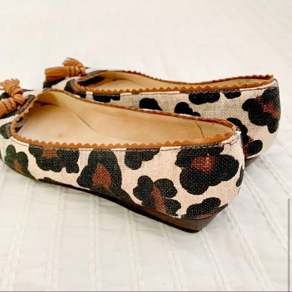 STUART WEITZMAN canvas leopard print flats